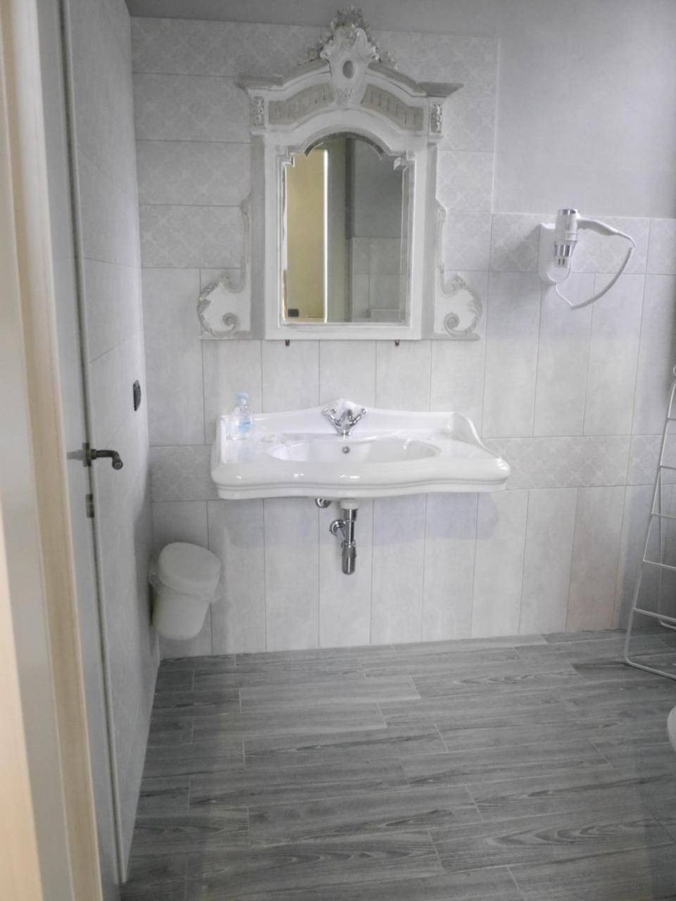 Guest house L'ortodellerose 2*